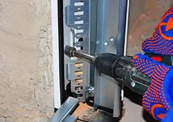 United Garage Doors Yorba Linda, CA 714-908-4035 - installation-side